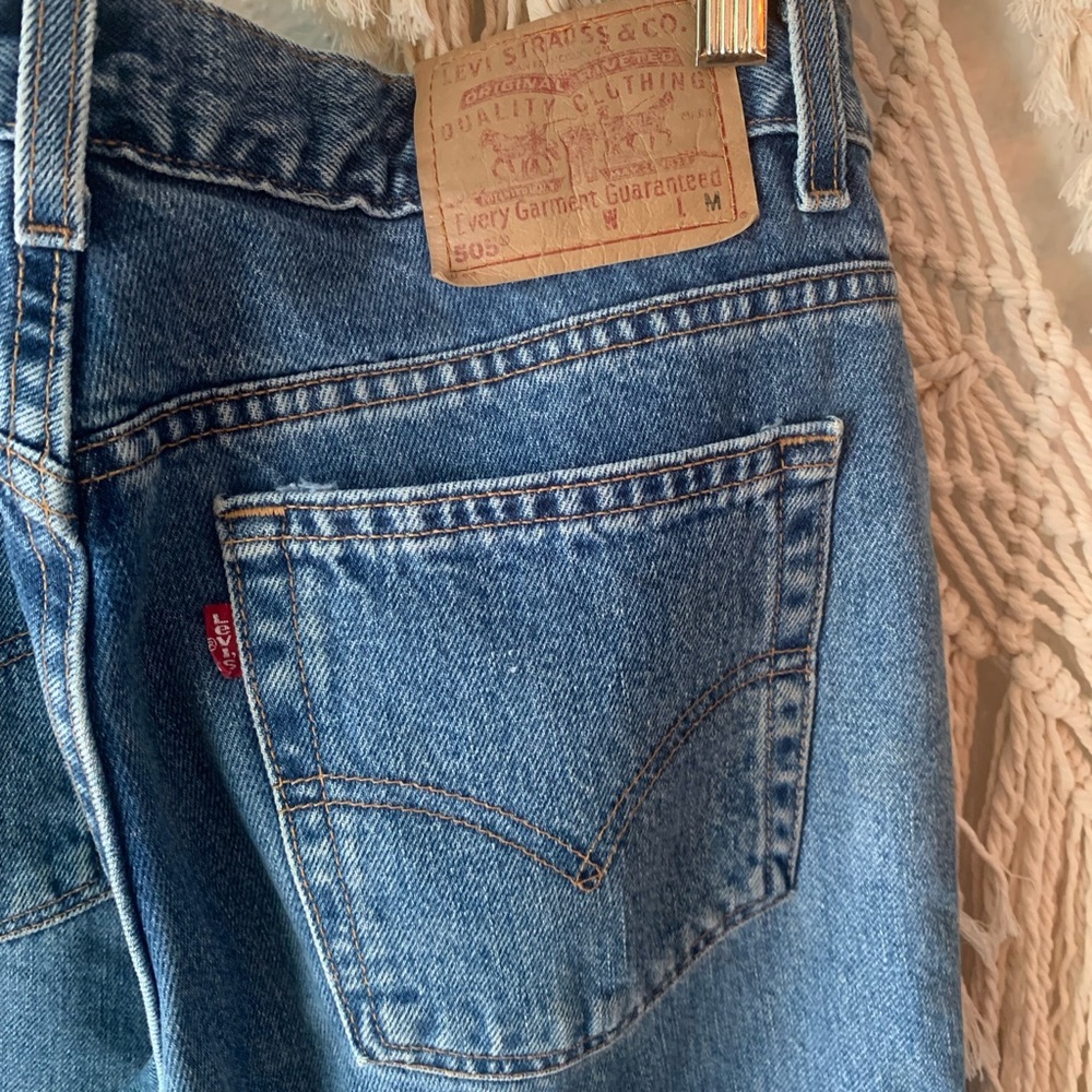 Vintage Made In USA Levi’s 505 Straight Jeans - Picture 3 of 12